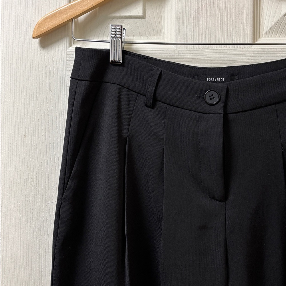 NWT - Forever 21 Charcoal Black Pleated Pants